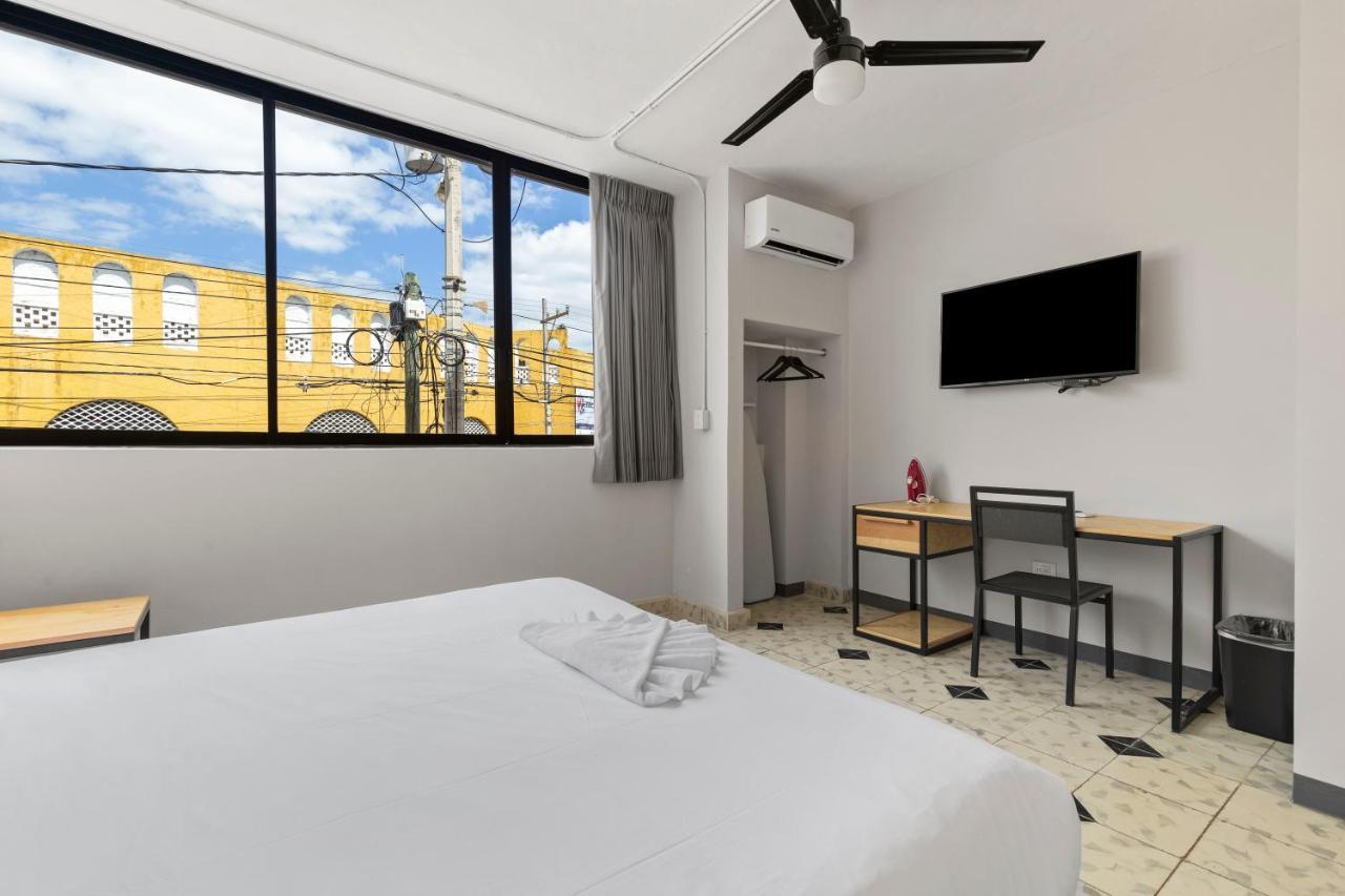 Suites Reforma By Homirent Mérida Buitenkant foto